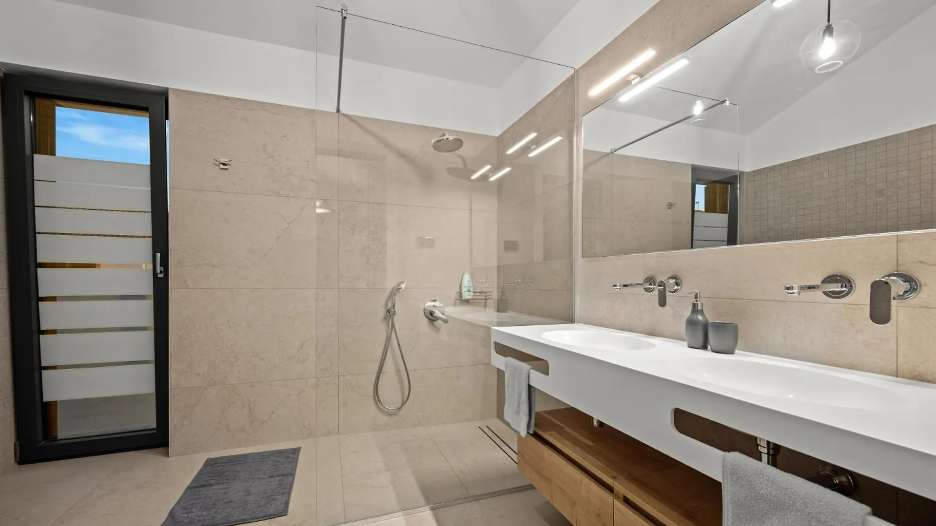 Seaside Villa Bamboo - فاجانا